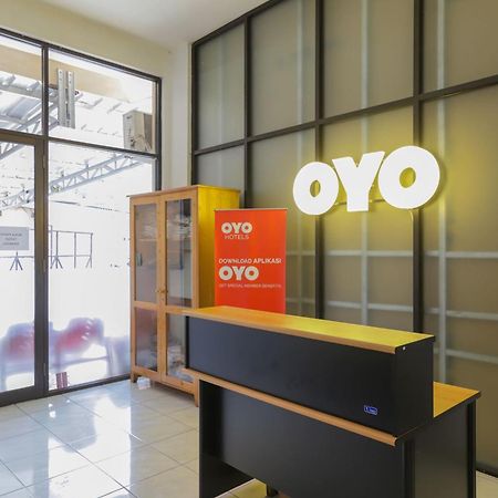 Super Oyo 866 Idola Residence Giacarta Esterno foto