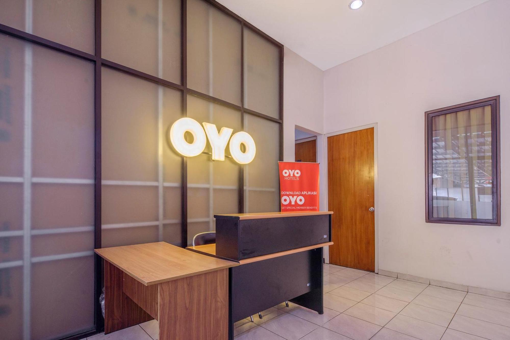 Super Oyo 866 Idola Residence Giacarta Esterno foto