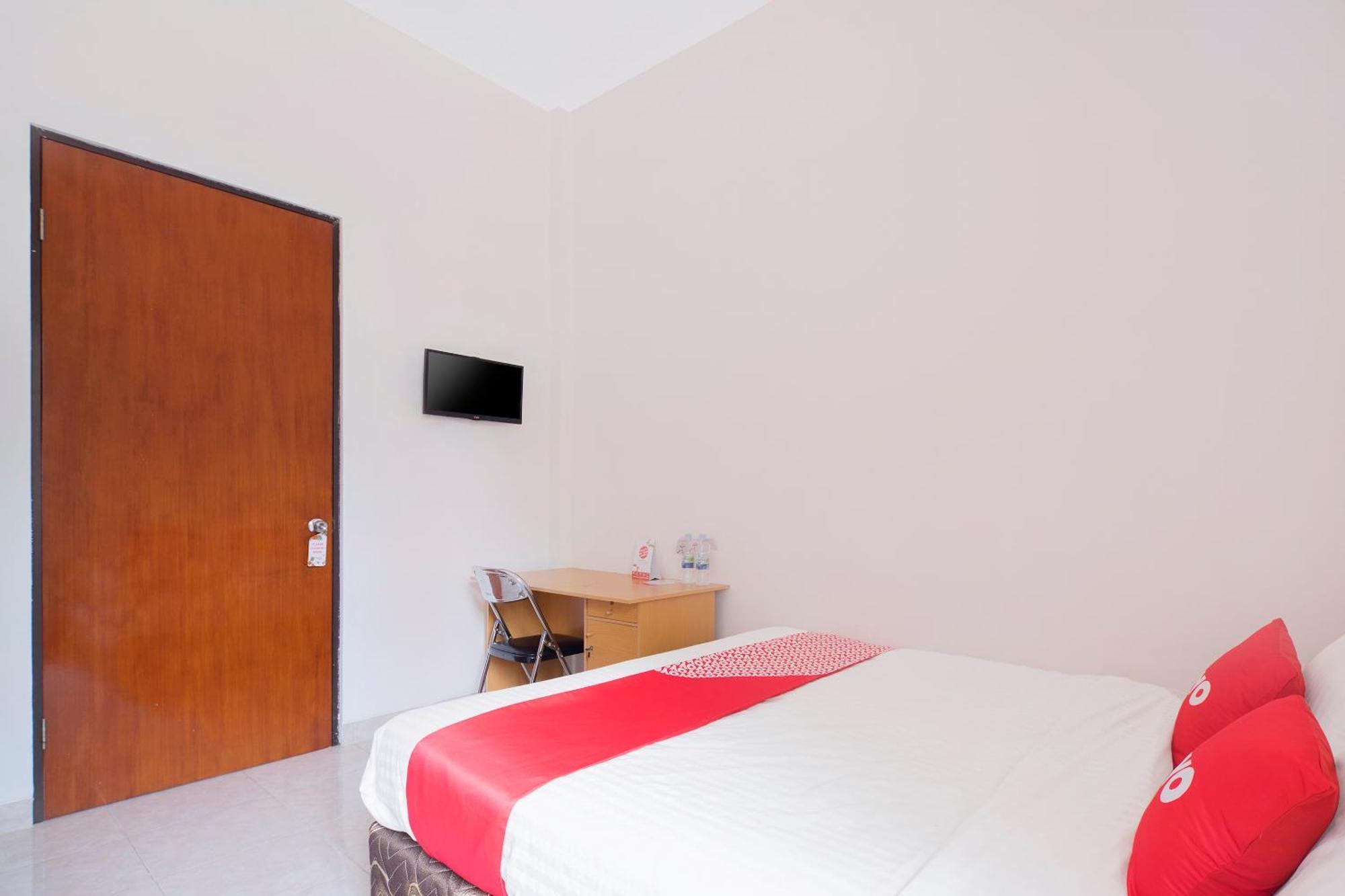 Super Oyo 866 Idola Residence Giacarta Esterno foto
